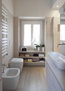 LUCE-BAGNO