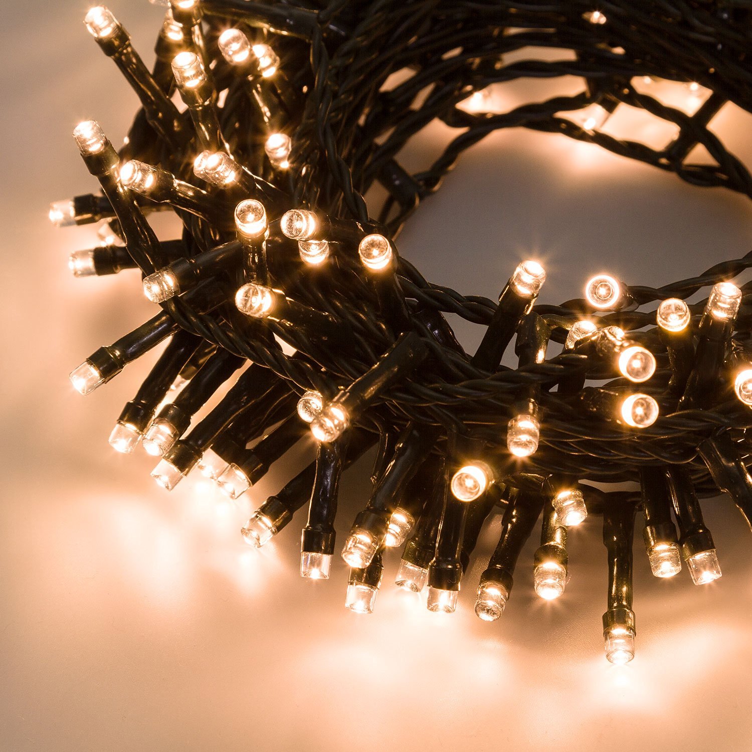 Le Prime Luci Di Natale Di Che Colore Erano Luci di Natale per decorare la casa e il giardino