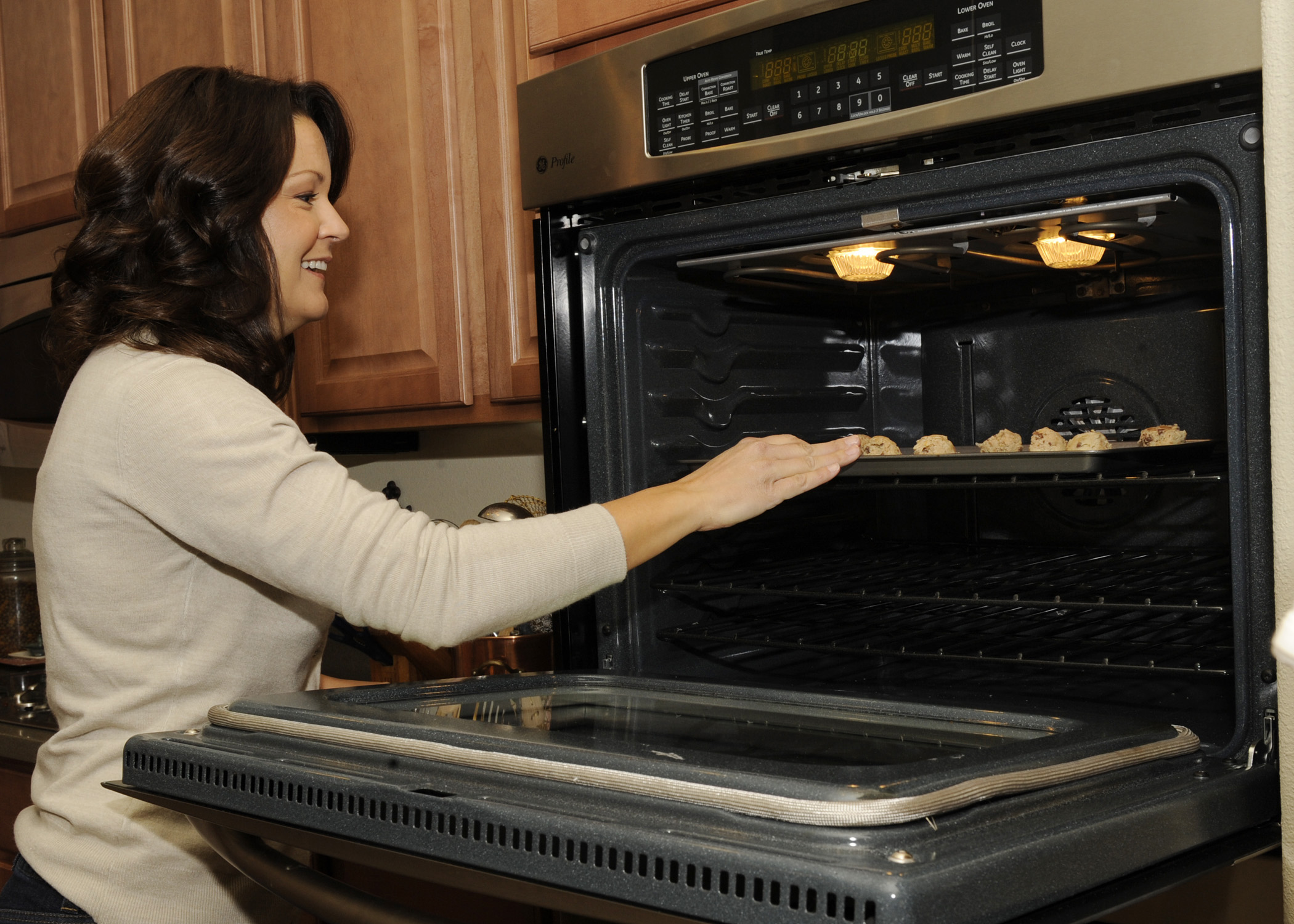 Pulizia Forno: come pulire il forno elettrico senza fatica